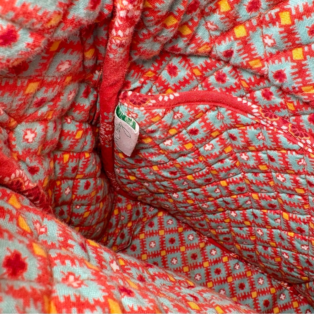 Vera Bradley Large Messenger Bag in Vibrant Orange Paprika Pattern - Picture 3 of 5